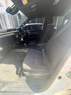 Toyota Hilux double cab 2017 USED image 4