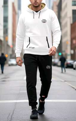 Tracksuit Tommy image 2