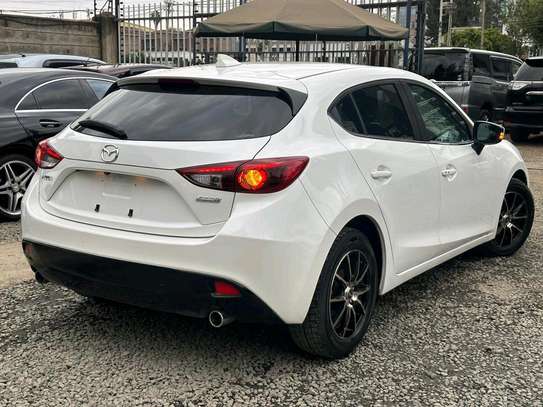 2016 Mazda axela sunroof image 2