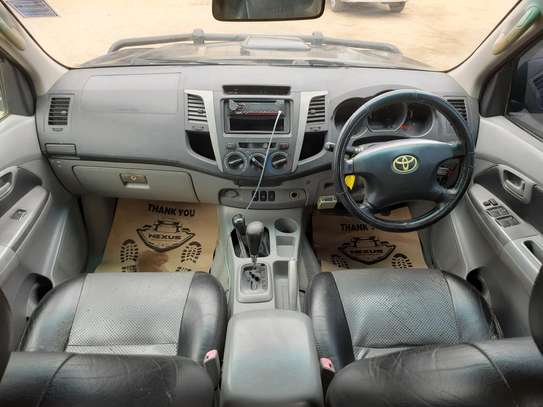 2008 Toyota Hilux Double Cabin image 3