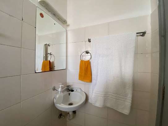 Serviced 1 Bed Apartment with En Suite in Ngong Road image 14