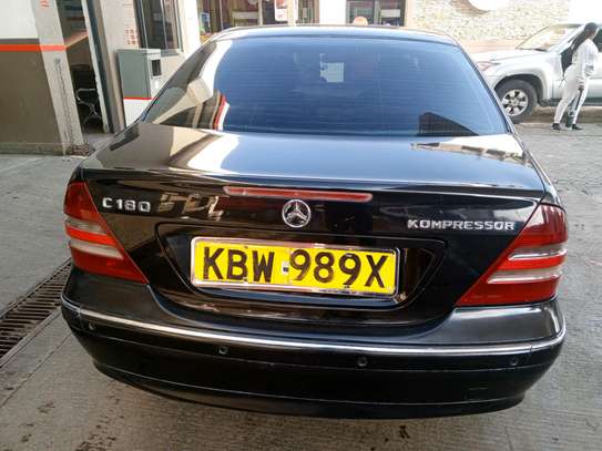 Benz c180 image 3