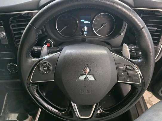 Mitsubishi  outlander grey image 4