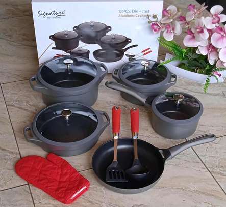 DIE CAST COOKWARE image 1