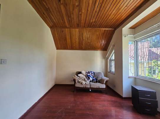 5 Bed House with En Suite in Kileleshwa image 25