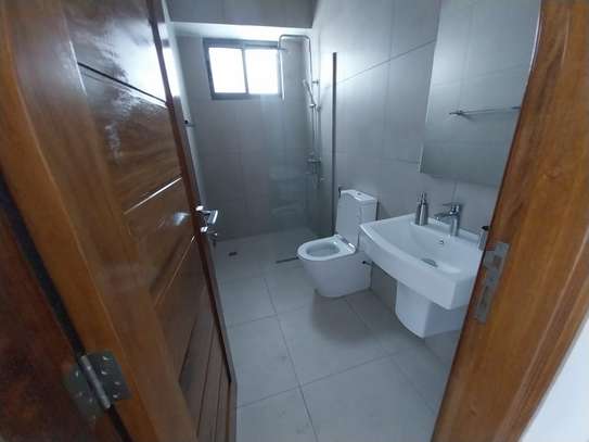 Serviced 5 Bed Apartment with En Suite at Mombasa image 17