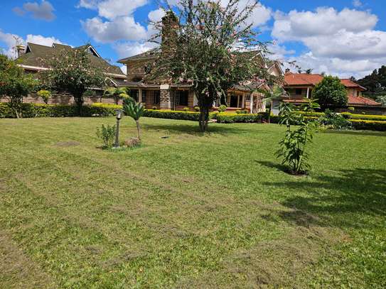 6 Bed House with En Suite at Runda image 17