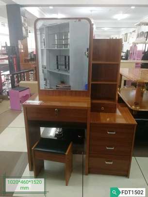 European dressing table with a sliding mirror image 1
