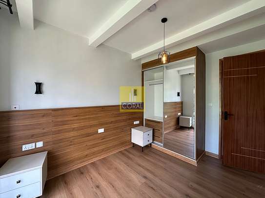 2 Bed Apartment in Ridgeways image 9