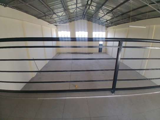 4,100 ft² Warehouse with Parking in Ruiru image 7