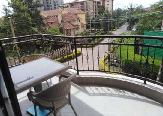 Serviced 3 Bed Apartment with En Suite in Kileleshwa image 1