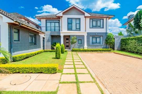 4 Bed House with En Suite at Five Star Paradise image 18