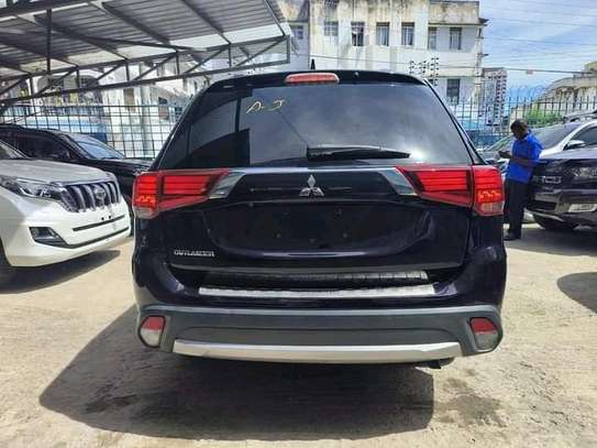 Mitsubishi Outlander 2016 image 9