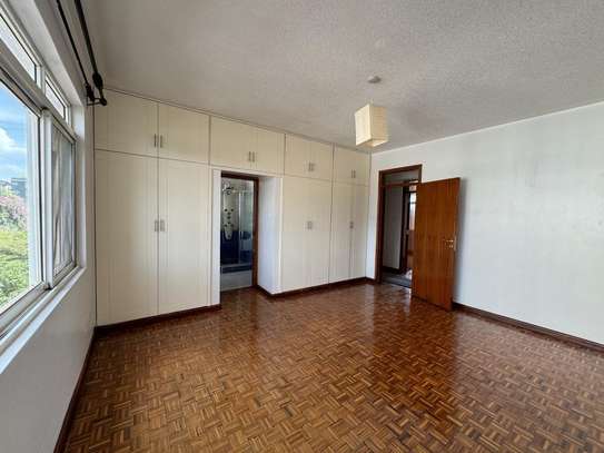 3 Bed Apartment with En Suite in Brookside image 13
