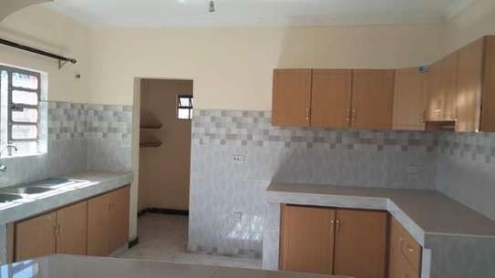 3 Bed House with Garden in Ongata Rongai image 12