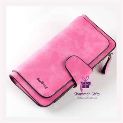 Elegant soft leather personalized with a name image 2