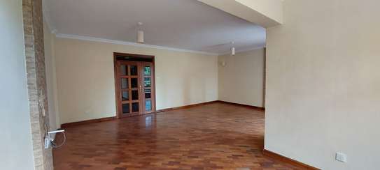 3 Bed Apartment with Backup Generator in Kilimani image 1