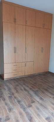3 Bed Apartment with En Suite at Rhapta Road image 13