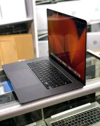 Apple MacBook Pro 2019 Core i7 image 2