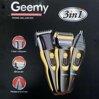 Geemy 3 In 1 Rechargeable Hair, Beard & Nose Shaver / Trimmer image 3
