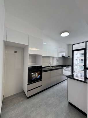 2 Bed Apartment with En Suite at Peponi Road image 3