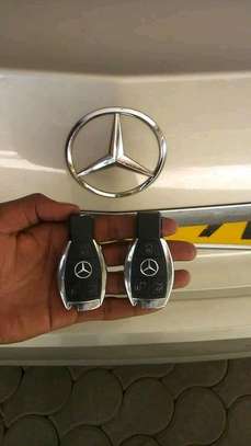 Mercedes Benz key programming...000033 image 1