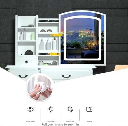 Queen's Vanity Dressing Table with LED image 7