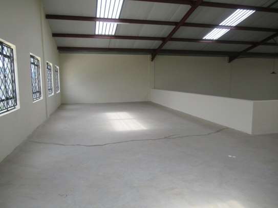 Warehouse with Service Charge Included at Baba Dogo image 1