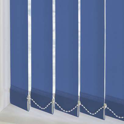 IDEAL vertical office blinds image 2