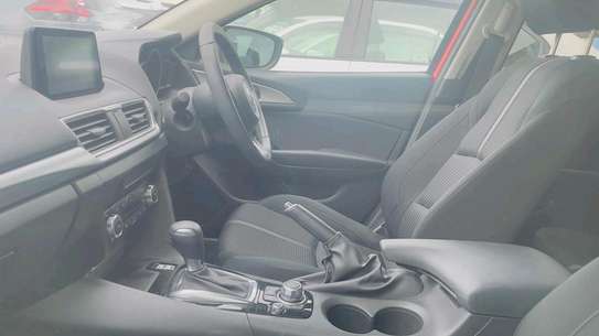 Mazda axela petrol 2018model image 3