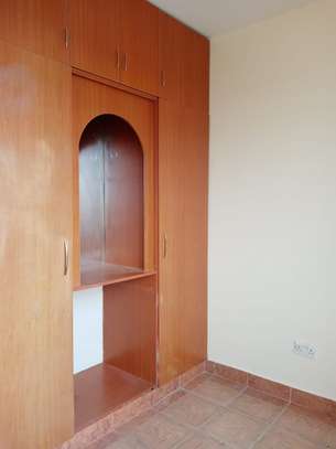 2 bedroom flat for rent image 10