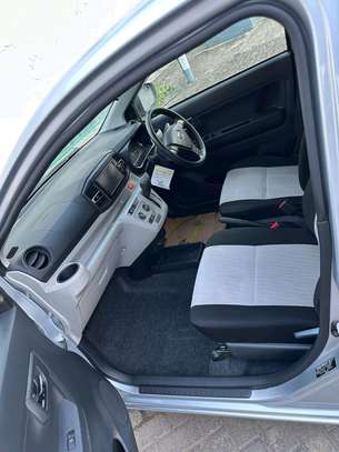 Daihatsu Mira Silver 2018 2wd eco image 5