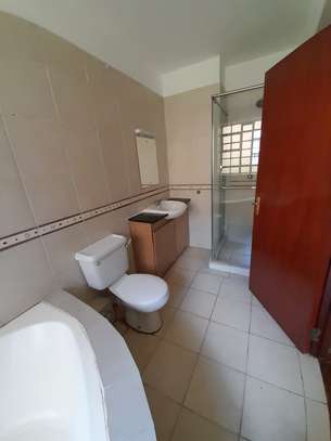 Stunning 3 Bedrooms  Apartments In Lavington image 6