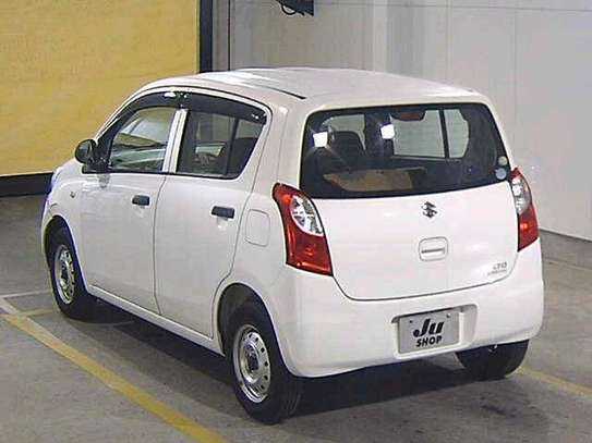 Suzuki alto 2010 Tail lens image 1