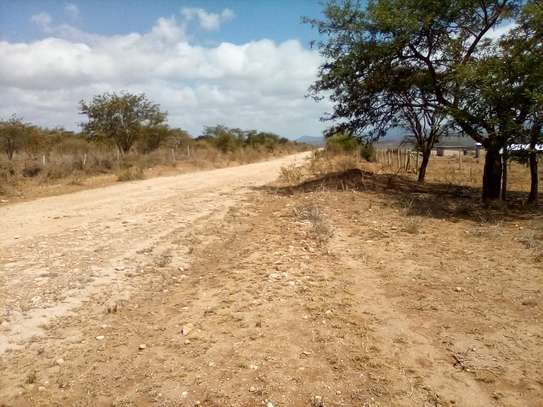 130 Acres of Land For Sale in Ngatataek - Old Namanga Rd image 1