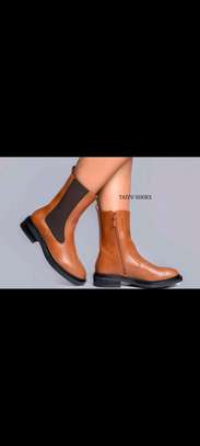 *😃😃Brand New 🆕🆕🆕 Taiyu Boots 👢👢*

* image 3