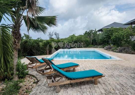 4 Bed House with Swimming Pool at South Of Mida Creek image 14