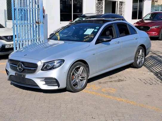 Mercedes Benz E53 image 3