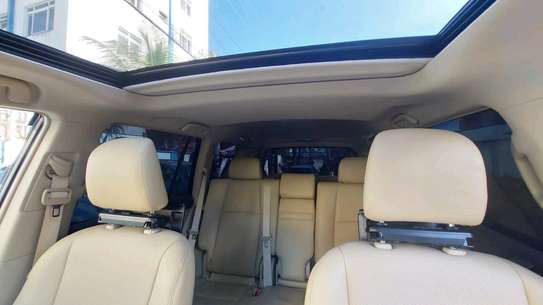 Toyota land cruiser Prado Txl 2019 image 8