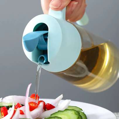 Automatic Oil Dispensing Bottle image 1