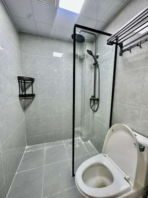 1 Bed Apartment with En Suite in Westlands Area image 6