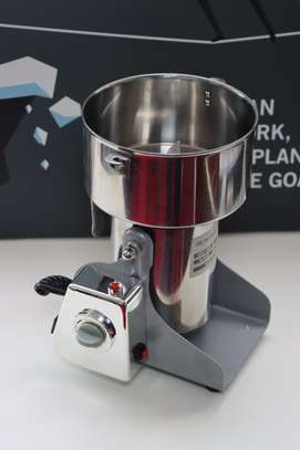 The GK-500 Electric Counter-Top Grain and Spice Crusher image 4