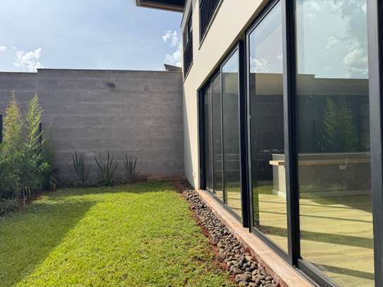 4 Bed Townhouse with En Suite in Runda image 16