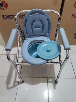FOLDABLE BATHING CHAIR W REMOVABLE TOILET SALE PRICE KENYA image 9