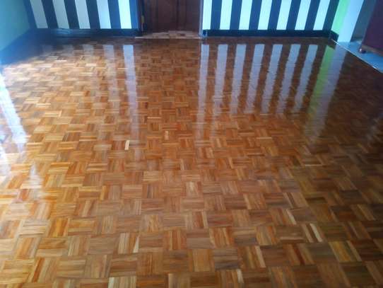 Floor sanding and polishing services image 4