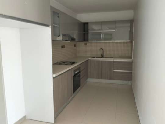 1 Bed Apartment with En Suite in Westlands Area image 8