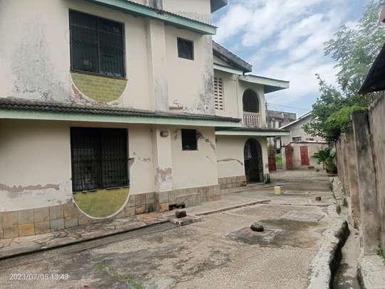 4 Bed Townhouse in Bamburi image 2