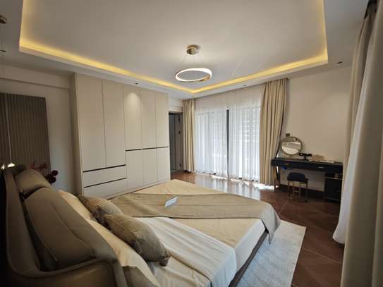Serviced 3 Bed Apartment with En Suite in Kileleshwa image 11
