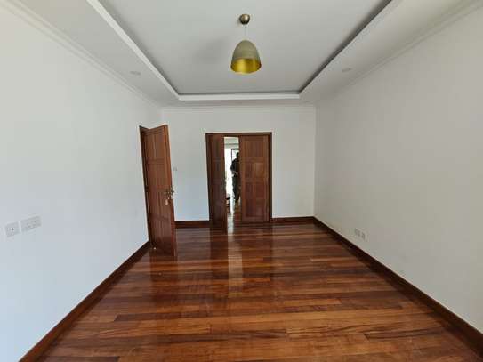 5 Bed Townhouse with En Suite in Lavington image 20