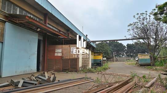 20,000 ft² Warehouse with Parking in Thika Road image 3